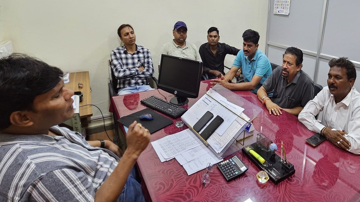 C.M एवं खाद्यमंत्री का निर्देश 3 माह का चावल हितग्राहियों को न.पा. उपाध्यक्ष