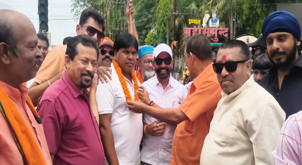 पश्चिम बंगाल भाजपा के जित को महासमुंद भाजपा शहर मण्डल ने मनाया mns24.in